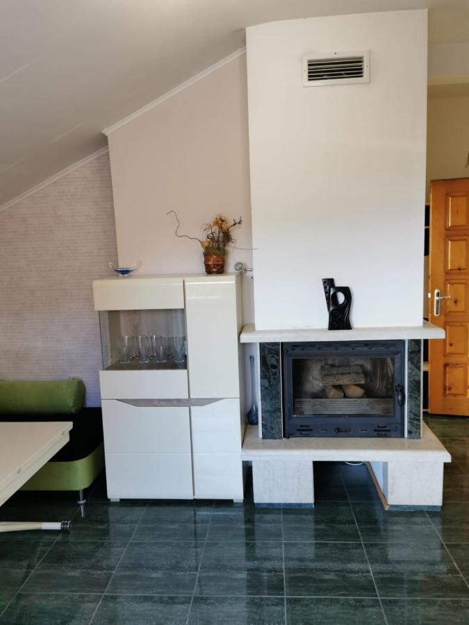 Lucy Apartament Apartamento Burgas Exterior foto