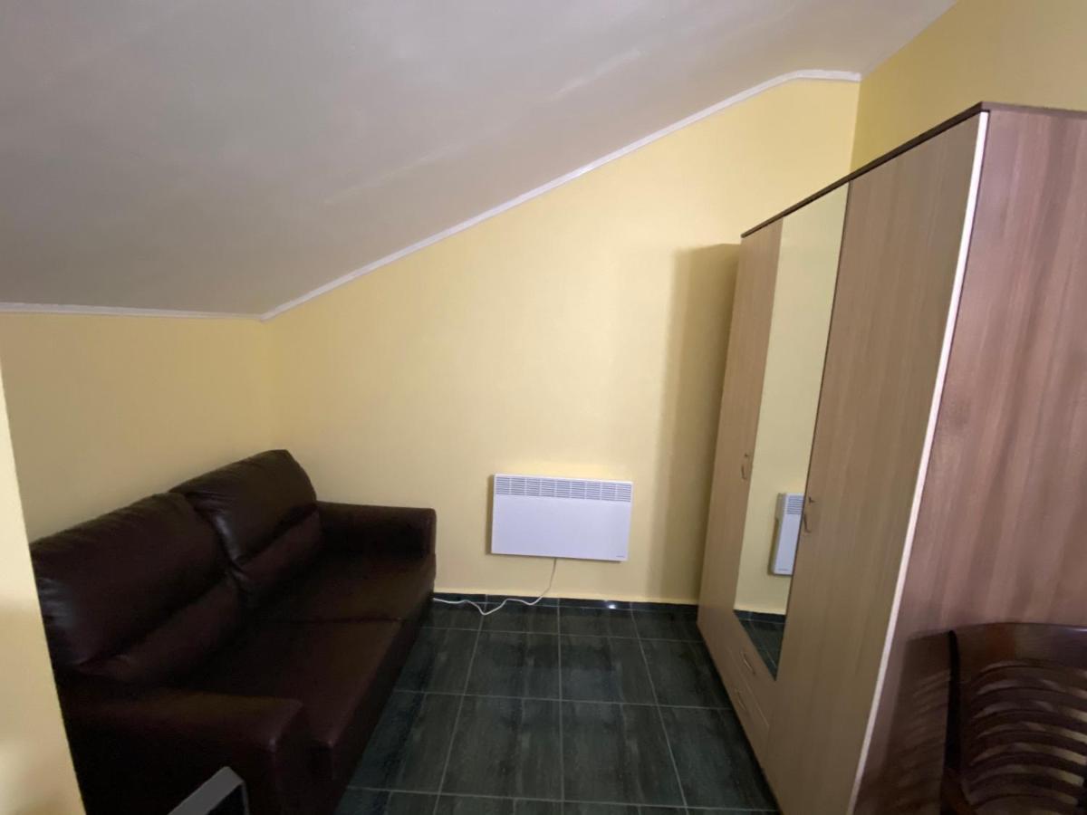Lucy Apartament Apartamento Burgas Exterior foto